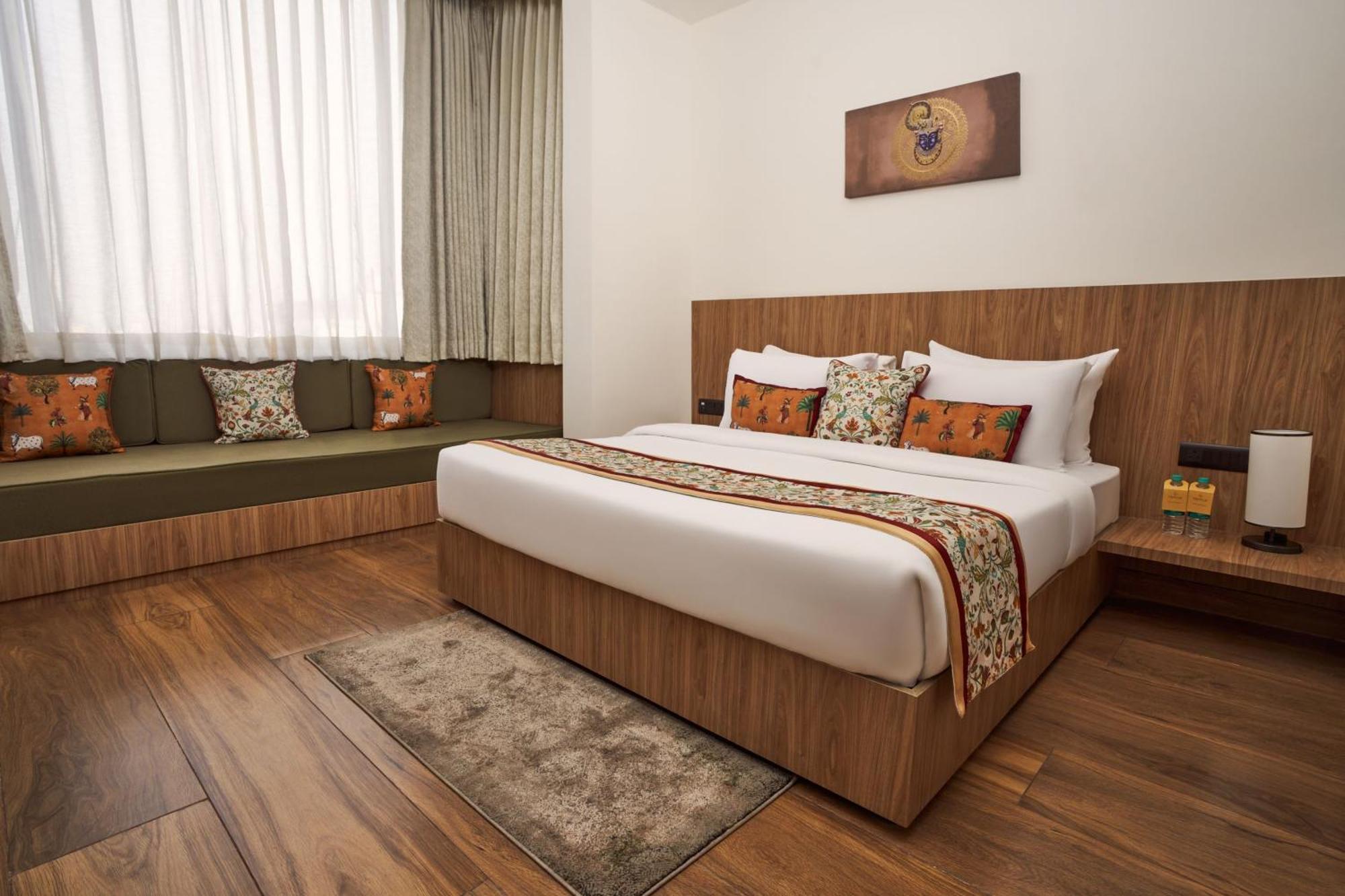 Triptam Vrindavan Ngoại thất bức ảnh